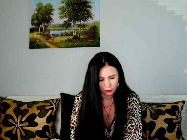 MilfLunna webcam