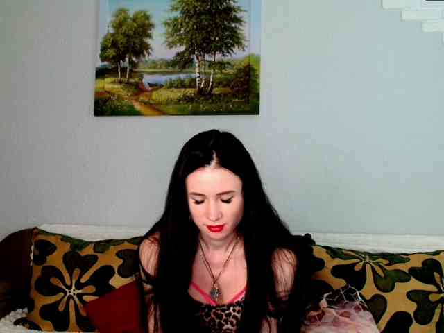 MilfLunna webcam