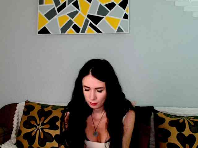 MilfLunna webcam
