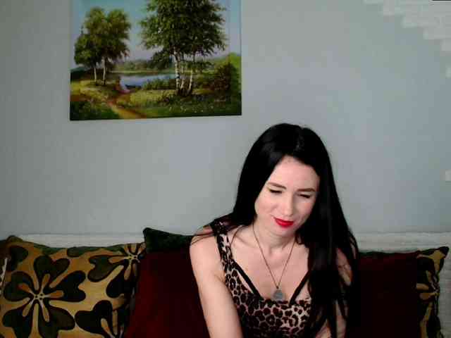 MilfLunna webcam