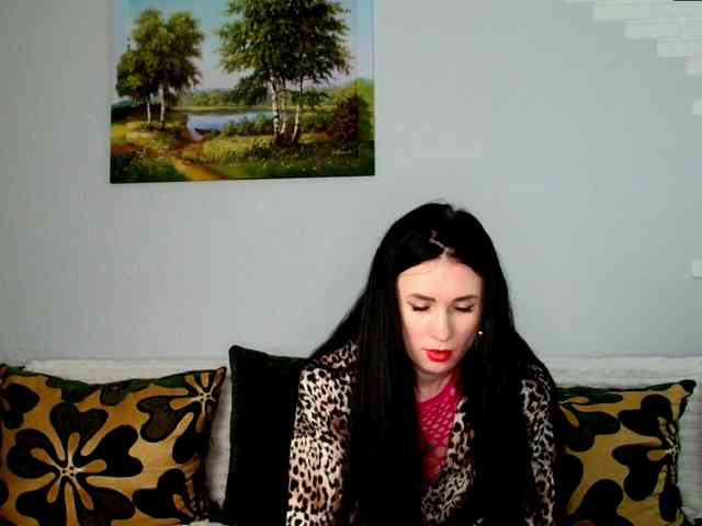MilfLunna webcam