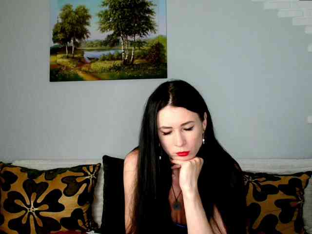MilfLunna webcam