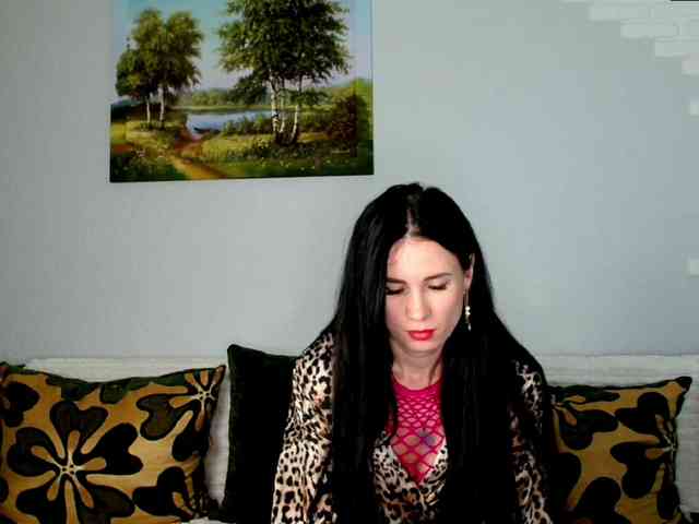 MilfLunna webcam