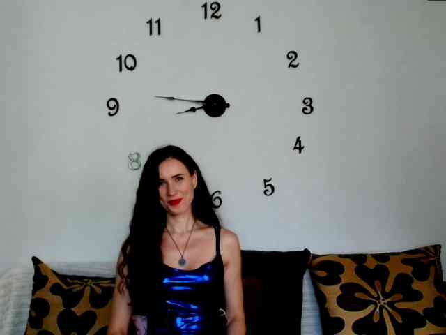 MilfLunna webcam