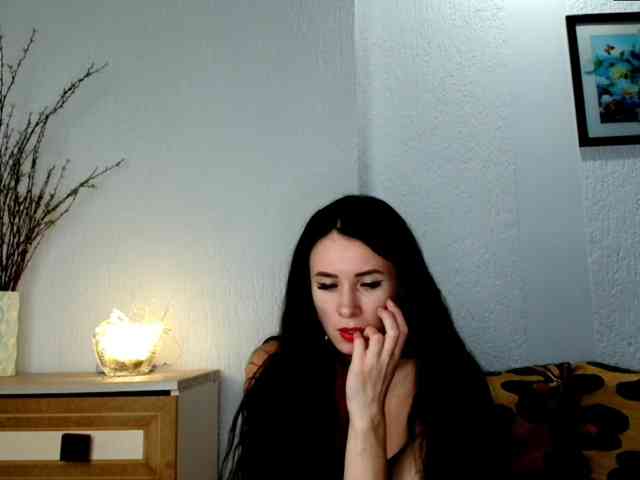 MilfLunna webcam