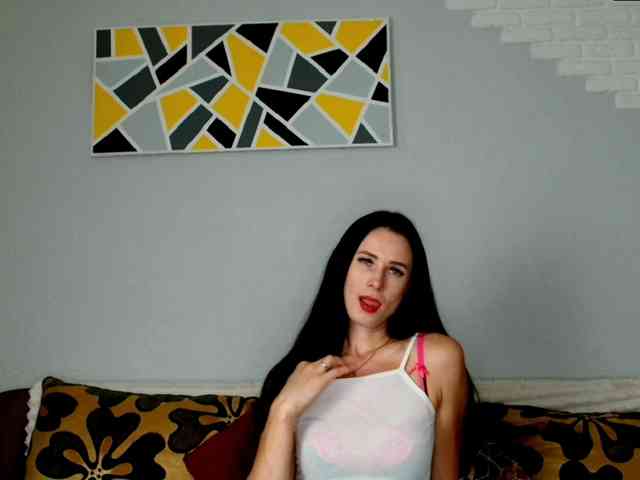 MilfLunna webcam