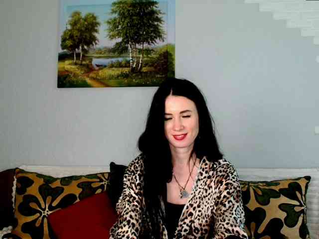 MilfLunna webcam