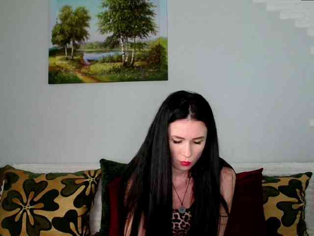 MilfLunna webcam