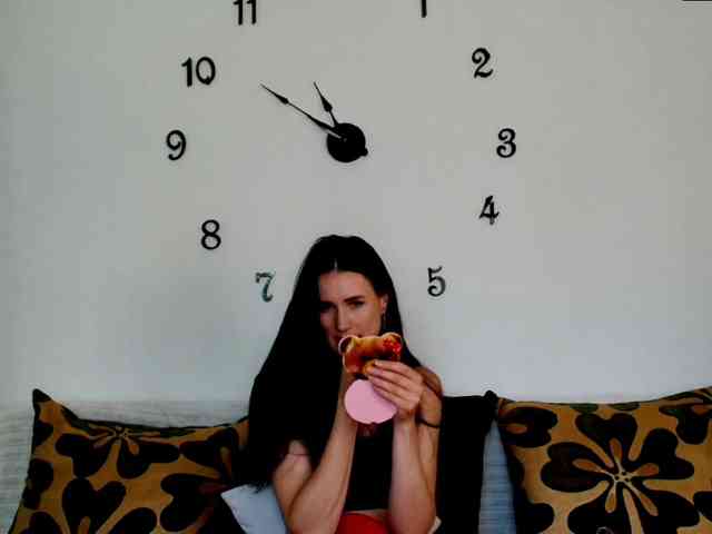 MilfLunna webcam