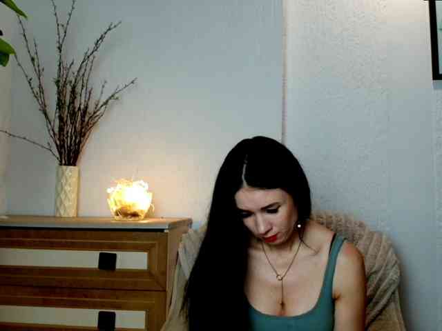 MilfLunna webcam