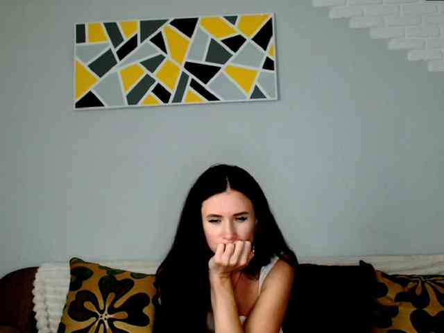 MilfLunna webcam