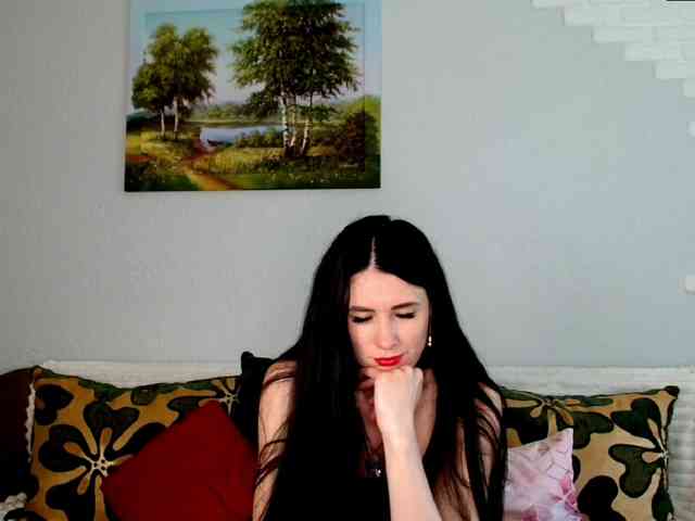 MilfLunna webcam