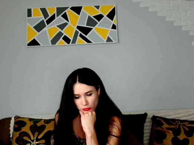 MilfLunna webcam