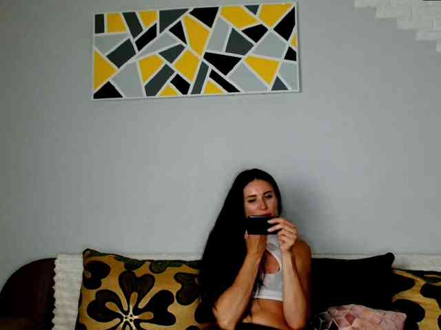 MilfLunna webcam