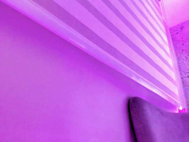 Valeriajade live cam on BongaCams