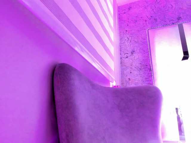Valeriajade live cam on BongaCams
