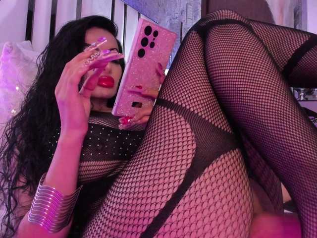 Valeriajade live cam on BongaCams