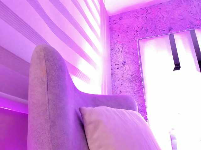 Valeriajade live cam on BongaCams
