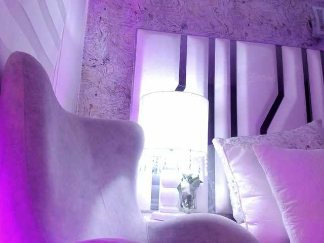 Valeriajade live cam