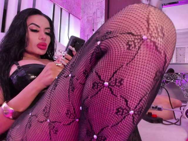 Valeriajade's BongaCams show and profile