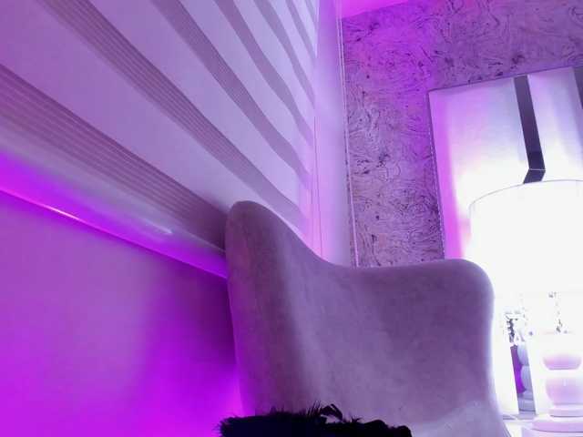 Valeriajade live cam on BongaCams