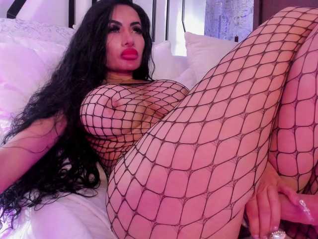 Valeriajade live cam on BongaCams