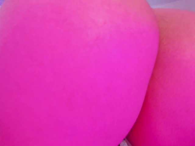 Valeriajade live cam on BongaCams