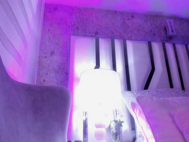 Valeriajade live cam on BongaCams