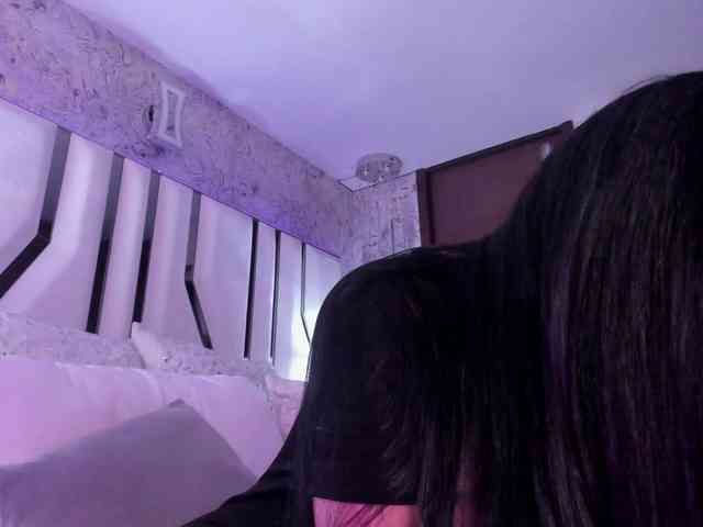 valeriajade's live room
