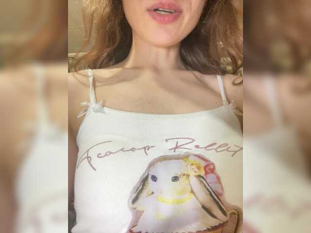 NichtiFiji live cam on BongaCams