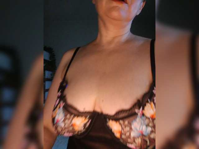 lovesupergerl, live now on BongaCams