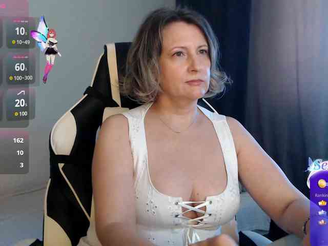 LoveSuperGerl webcam