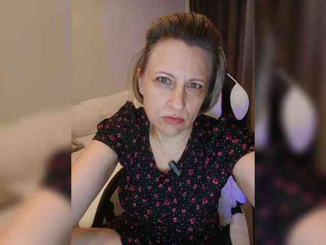 LoveSuperGerl webcam