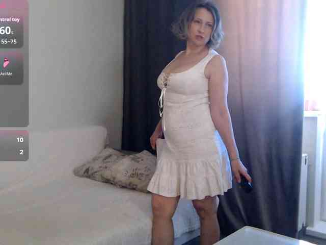 LoveSuperGerl webcam