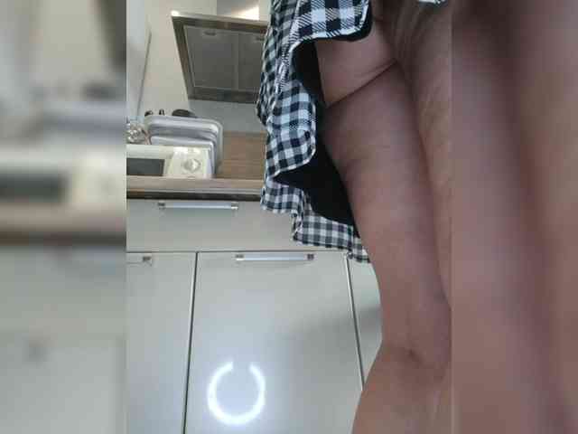 LoveSuperGerl webcam