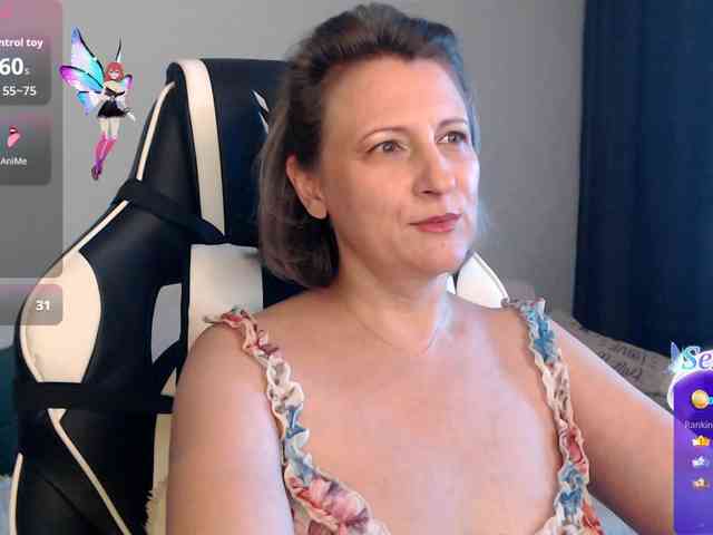 LoveSuperGerl webcam