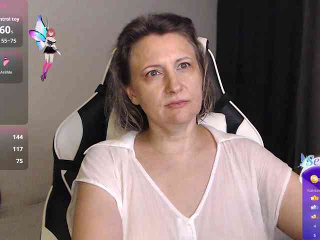 LoveSuperGerl webcam