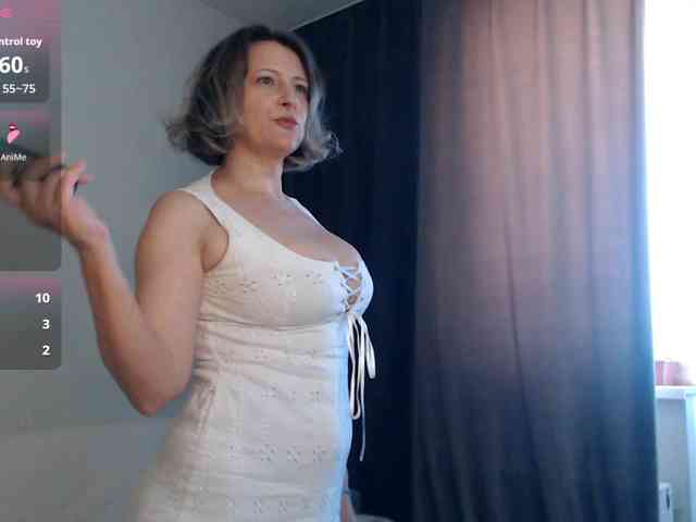 LoveSuperGerl webcam