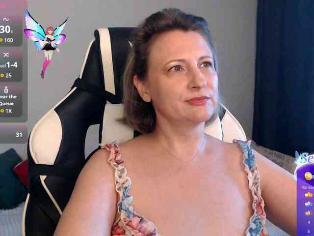 LoveSuperGerl webcam