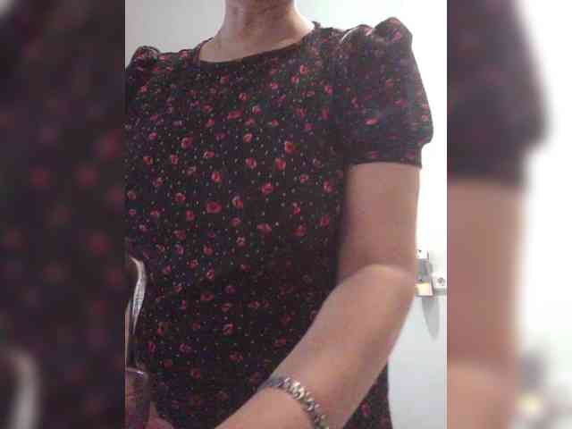 LoveSuperGerl webcam