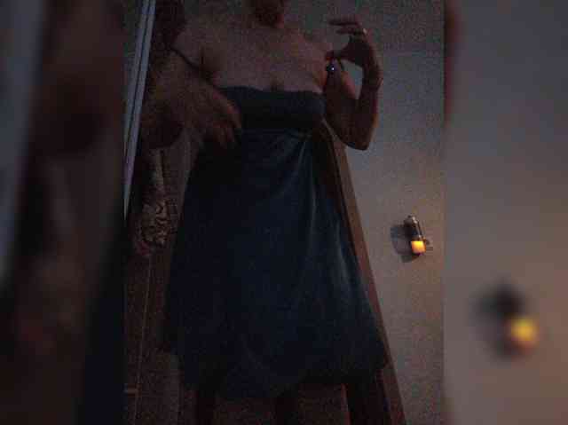 LoveSuperGerl webcam