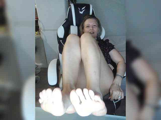 LoveSuperGerl webcam