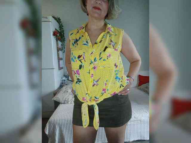 LoveSuperGerl webcam