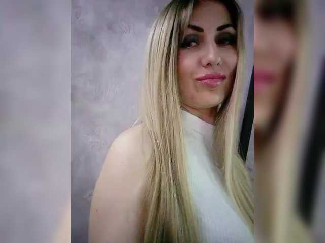 Sex chat gratuit in direct cu Cassssablanca pe BongaCams