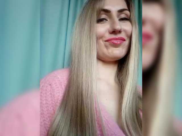 Cassssablanca's BongaCams show and profile