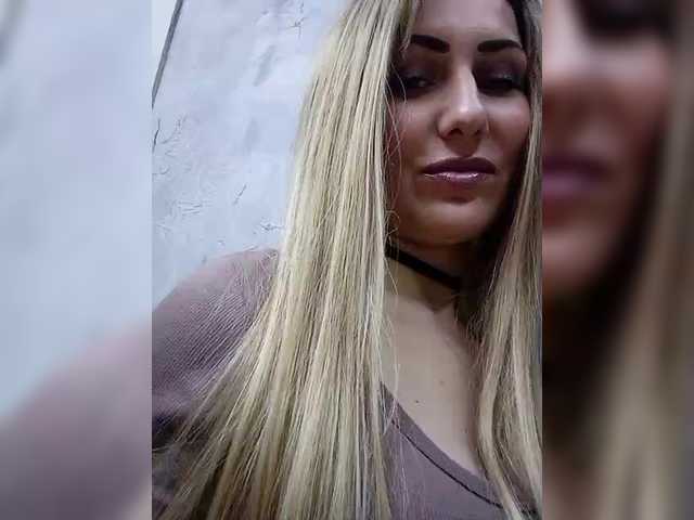 Cassssablanca's BongaCams show and profile