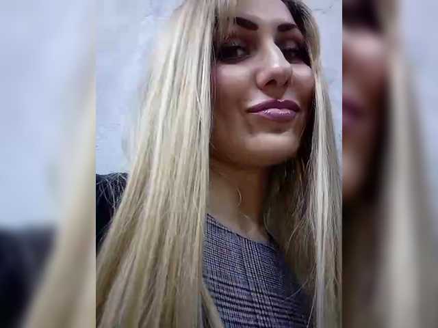 Cassssablanca's BongaCams show and profile