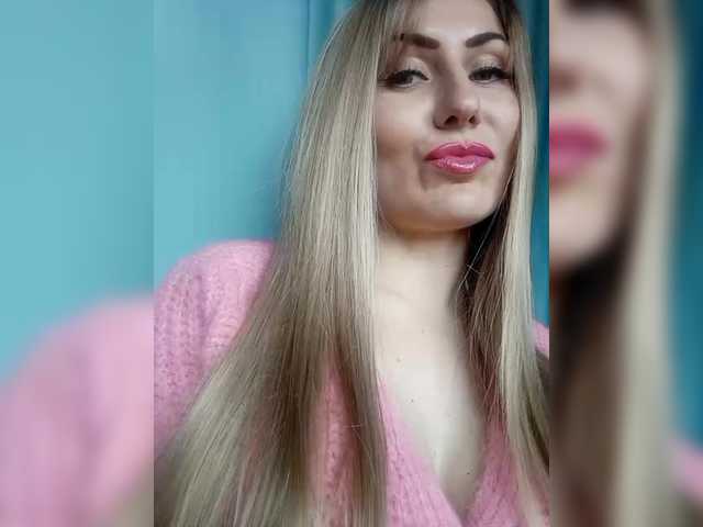 Cassssablanca's BongaCams show and profile