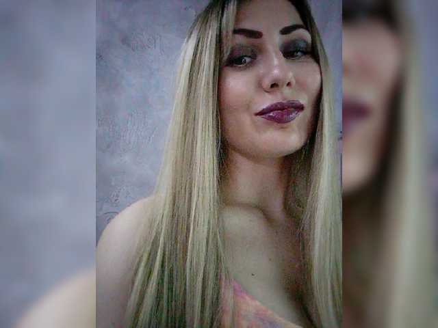 Cassssablanca live cam on BongaCams