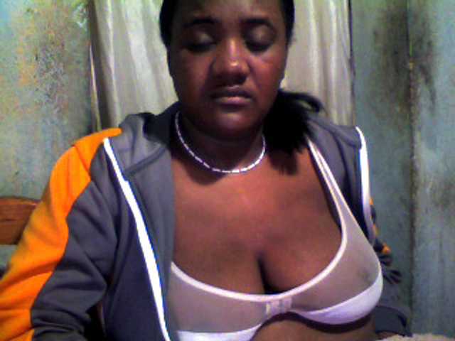 pussyblacky live cam on BongaCams